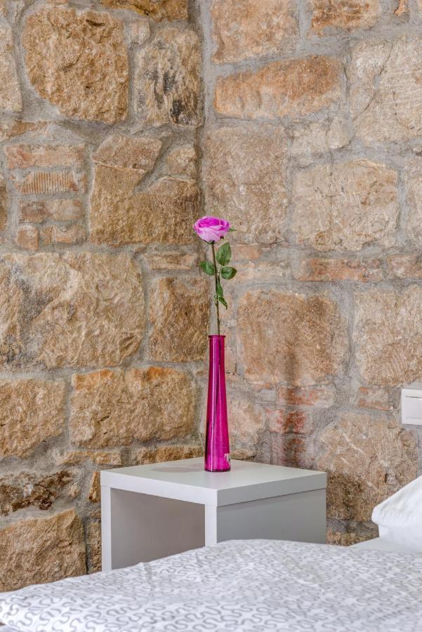 Under Constructiion Apartment Split Exterior foto